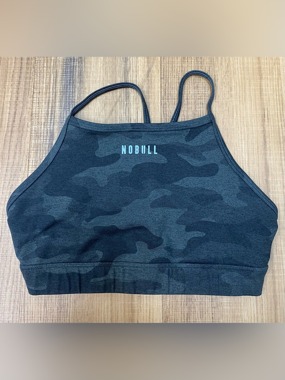 NoBull Women's High Neck Sports Bra Dark Gray Camo Melange Size M